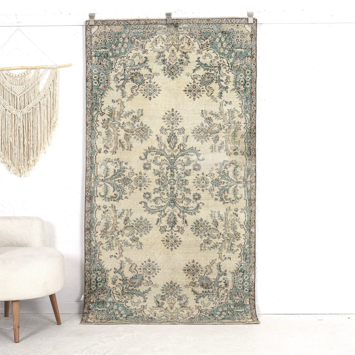 Justa - Oriental Rug, Timeless & Exquisite