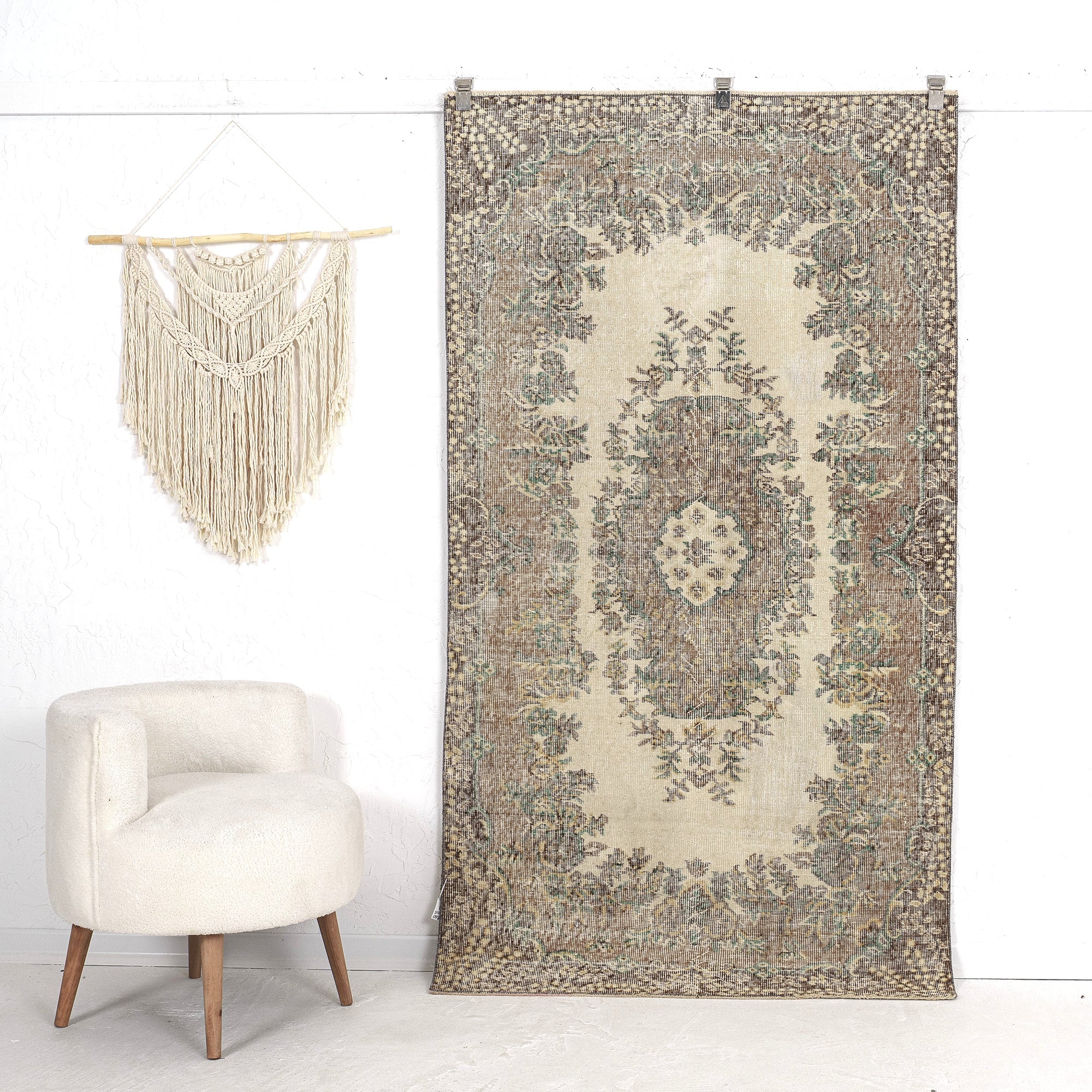 Jorja - Oriental Rug, Exquisite Antique Design