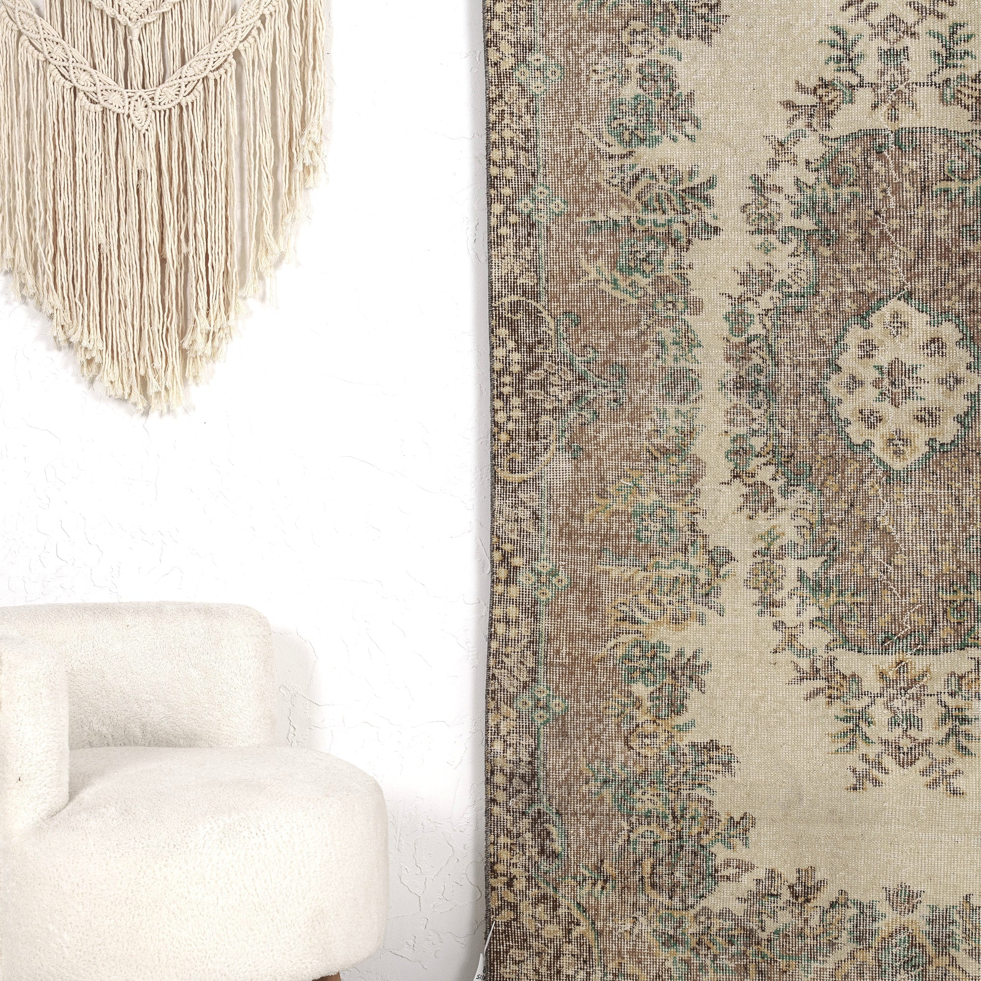 Jorja - Oriental Rug, Timeless & Exquisite