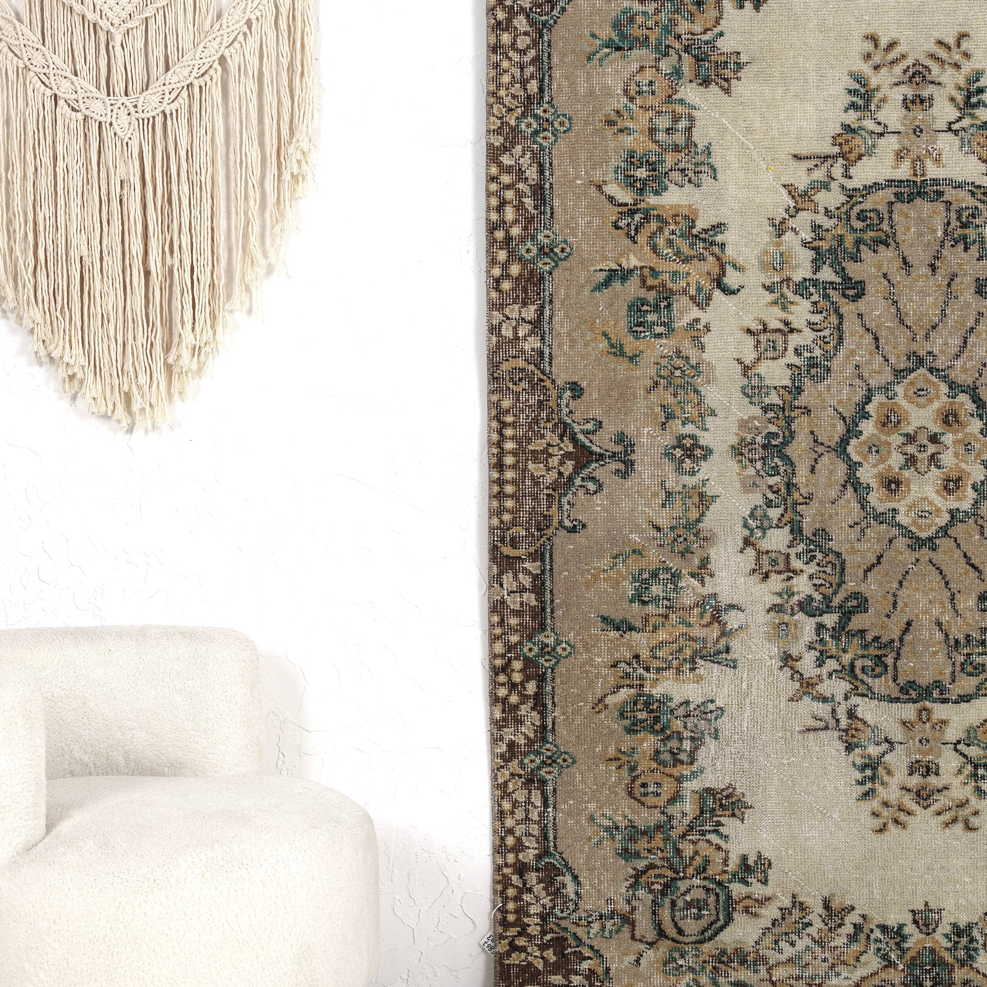 Jemma - Elegant Living Room Rug, Antique Charm