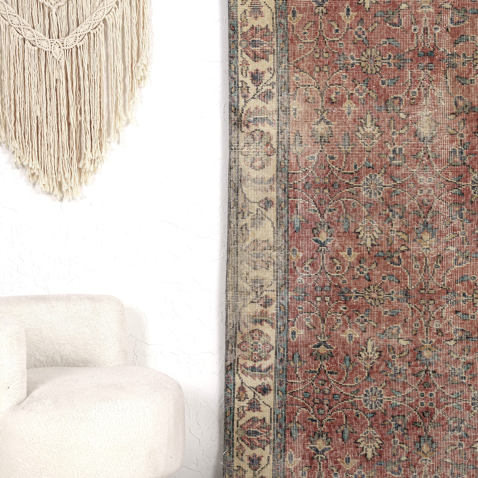 Kalinda - Living Room Rug, Elegant & Unique