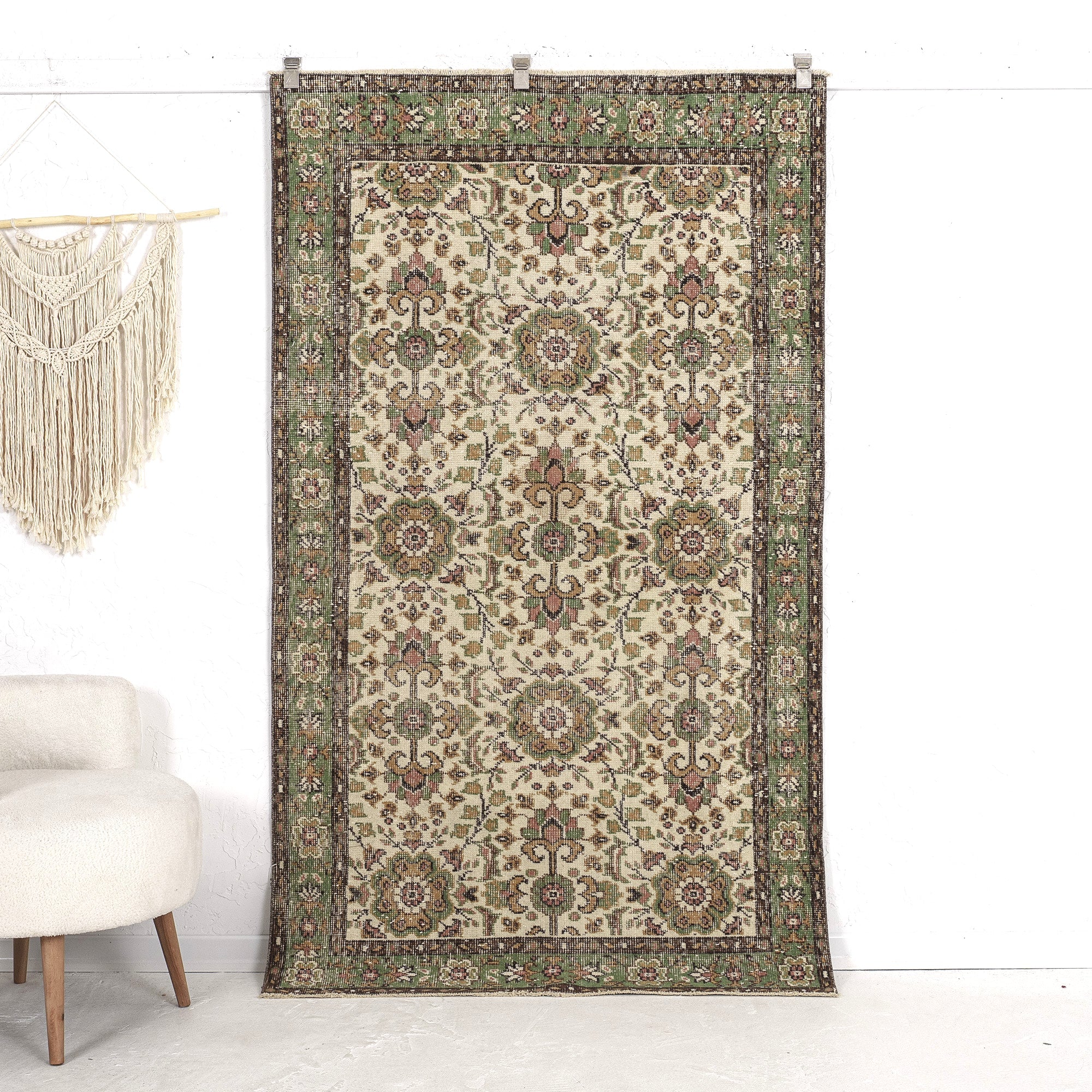 Linnaea - Oriental Rug, Handcrafted for Luxury Living