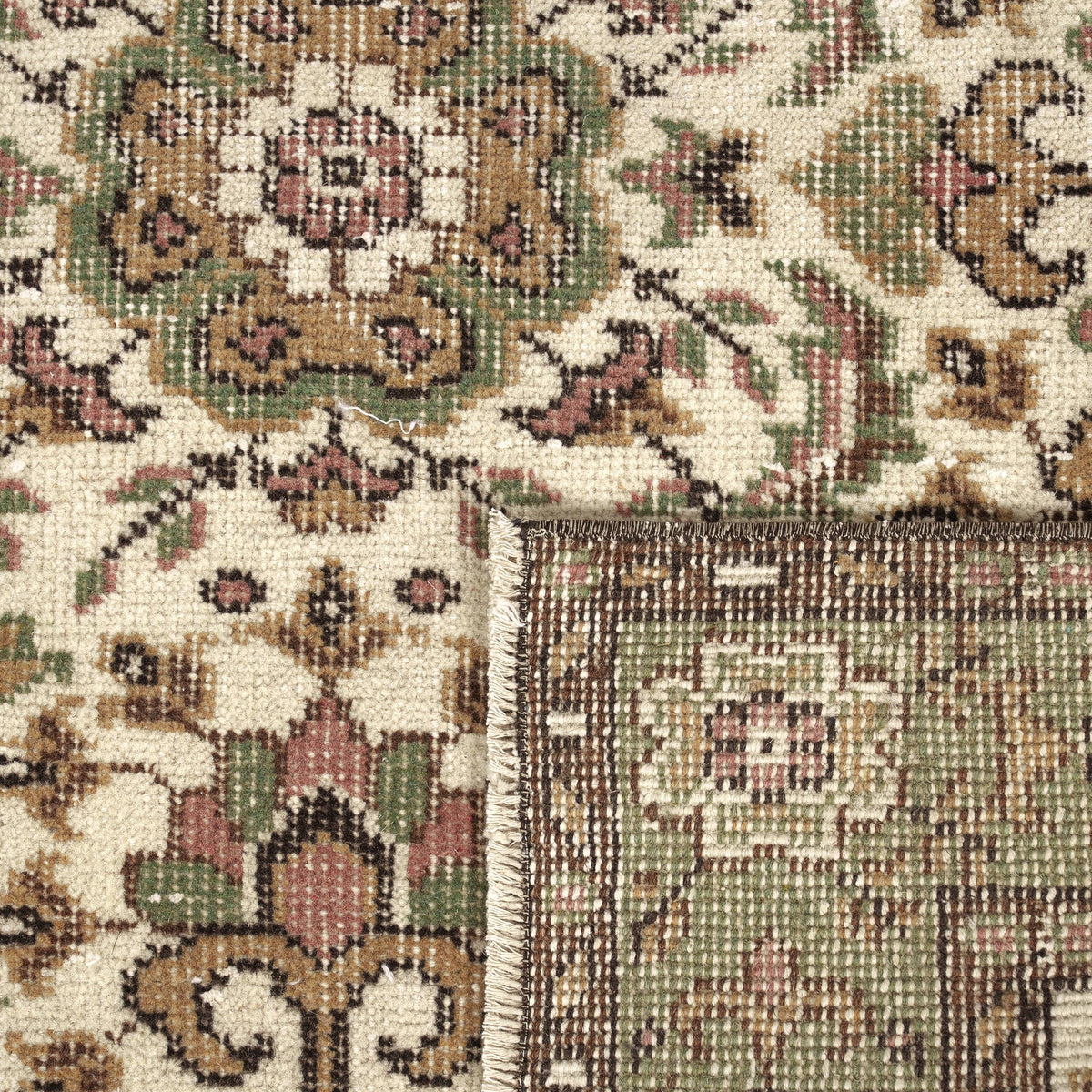 Linnaea - Vintage Turkish Small Rug