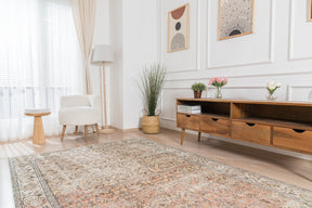 Oakella - Persian Rug, Handcrafted & Timeless