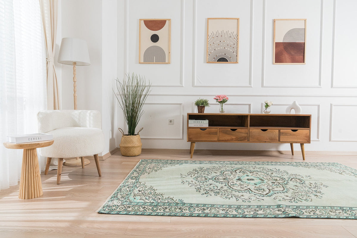 Orya - Classic Turkish Rug, Vintage Heritage