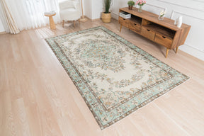 Orlyn - Persian Rug, Handcrafted & Timeless