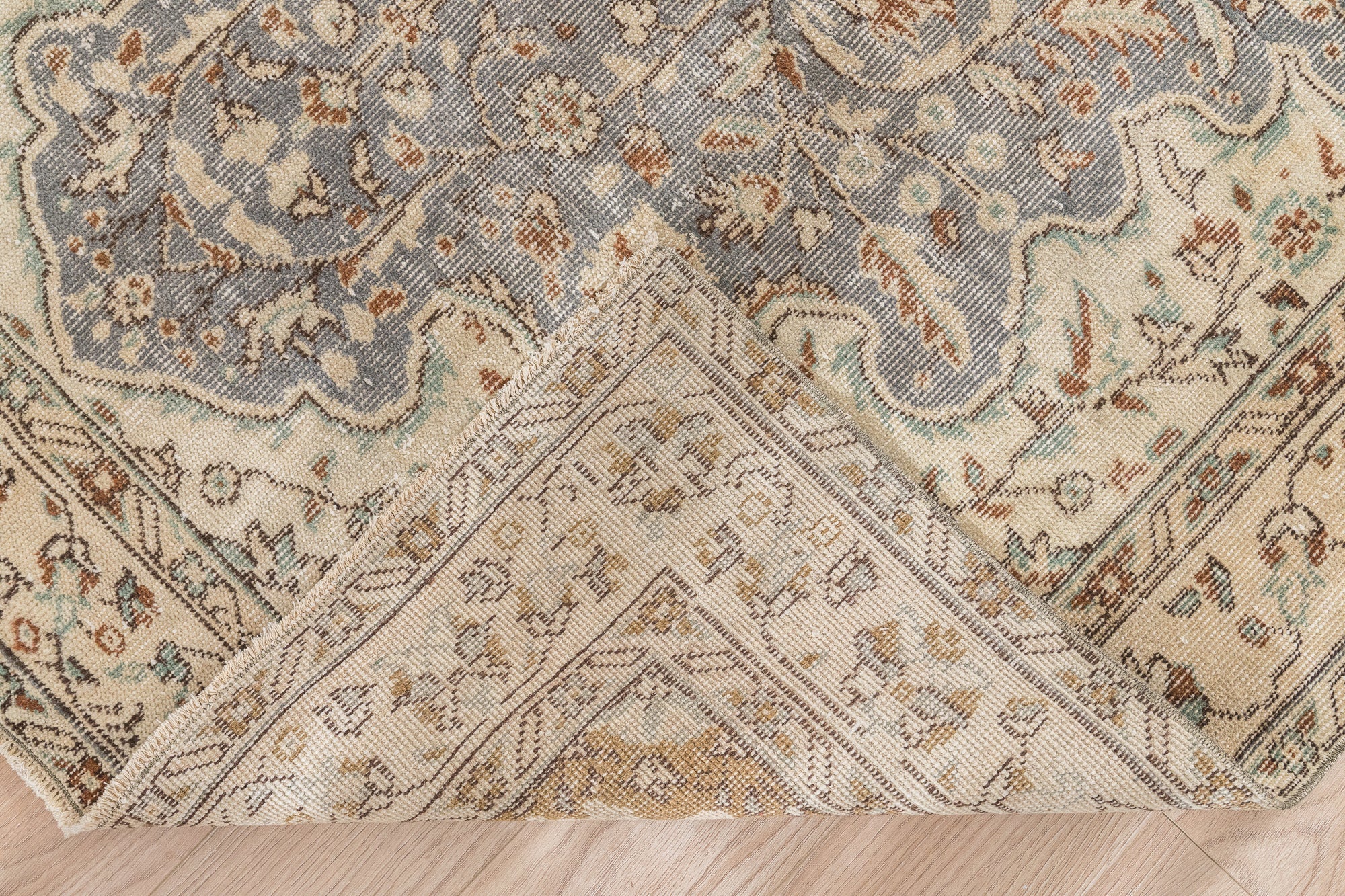 Silvana - Oriental Rug, Handcrafted for Luxury Living