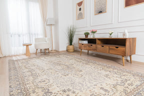 Shilana - Classic Turkish Rug, Vintage Heritage