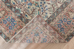 Merrigan - Elegant Living Room Rug, Antique Charm