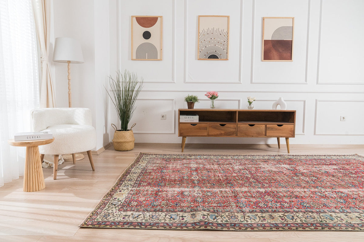 Hannelore - Classic Turkish Rug, Vintage Heritage