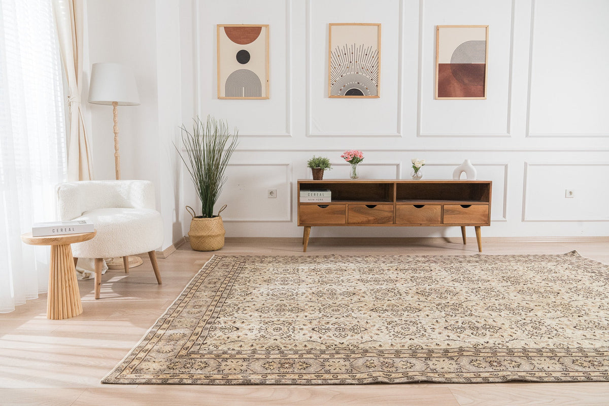 Graycen - Oriental Rug, Timeless & Exquisite