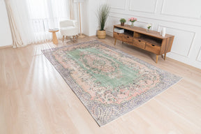 Giovina - Oriental Rug, Timeless & Exquisite