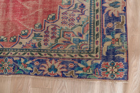 Georgette - Oriental Vintage Rug, Collector's Edition