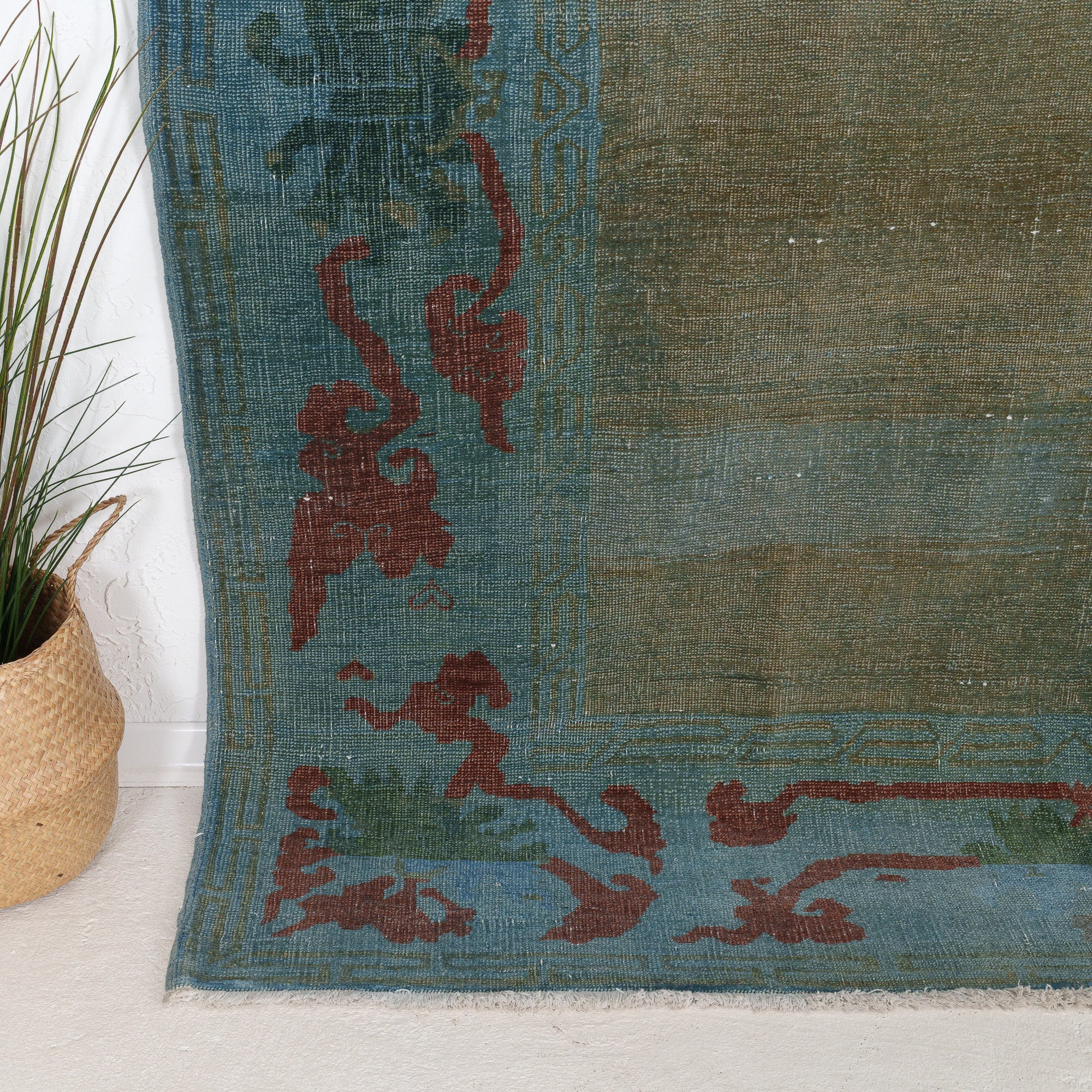 Faelia - Vintage Turkish Area Rug