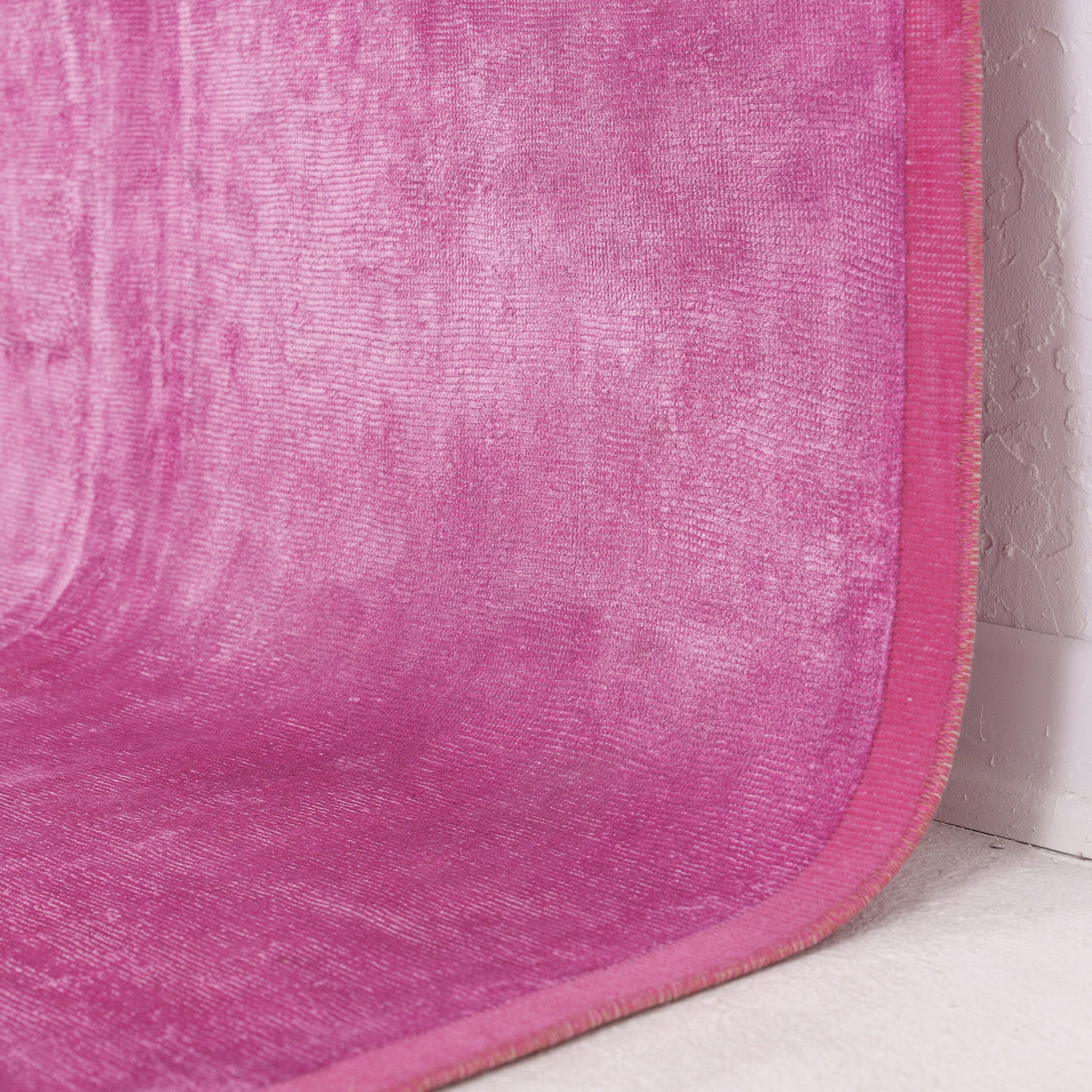 Iaelena - Vintage Turkish Area Rug