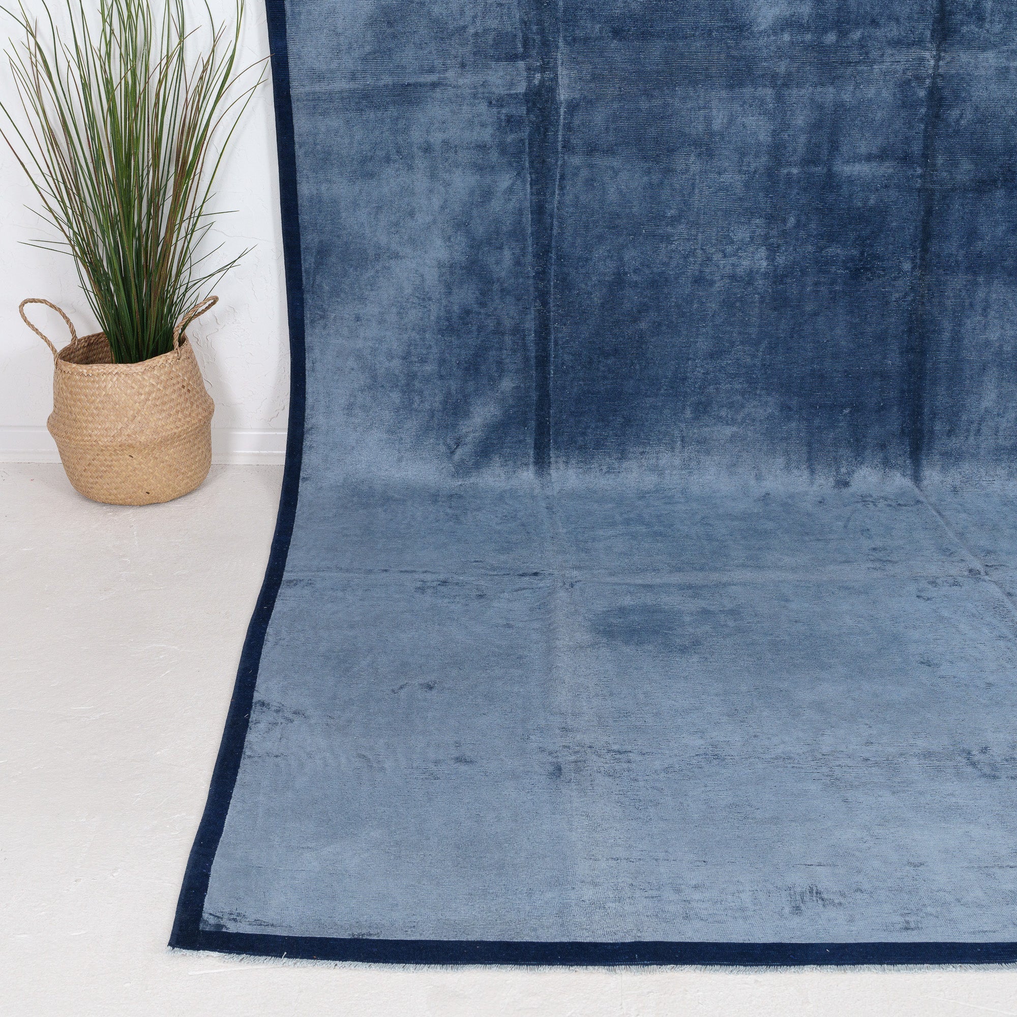 Haeliess - Vintage Turkish Area Rug