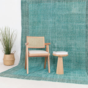 Xaerisella - Vintage Turkish Area Rug