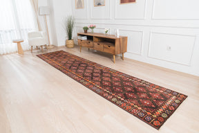 Nyella - Turkish Rug, Authentic and Vintage