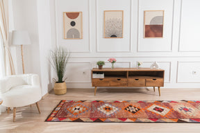 Neysa - Dining Room Rug, Classic Artisan Crafted