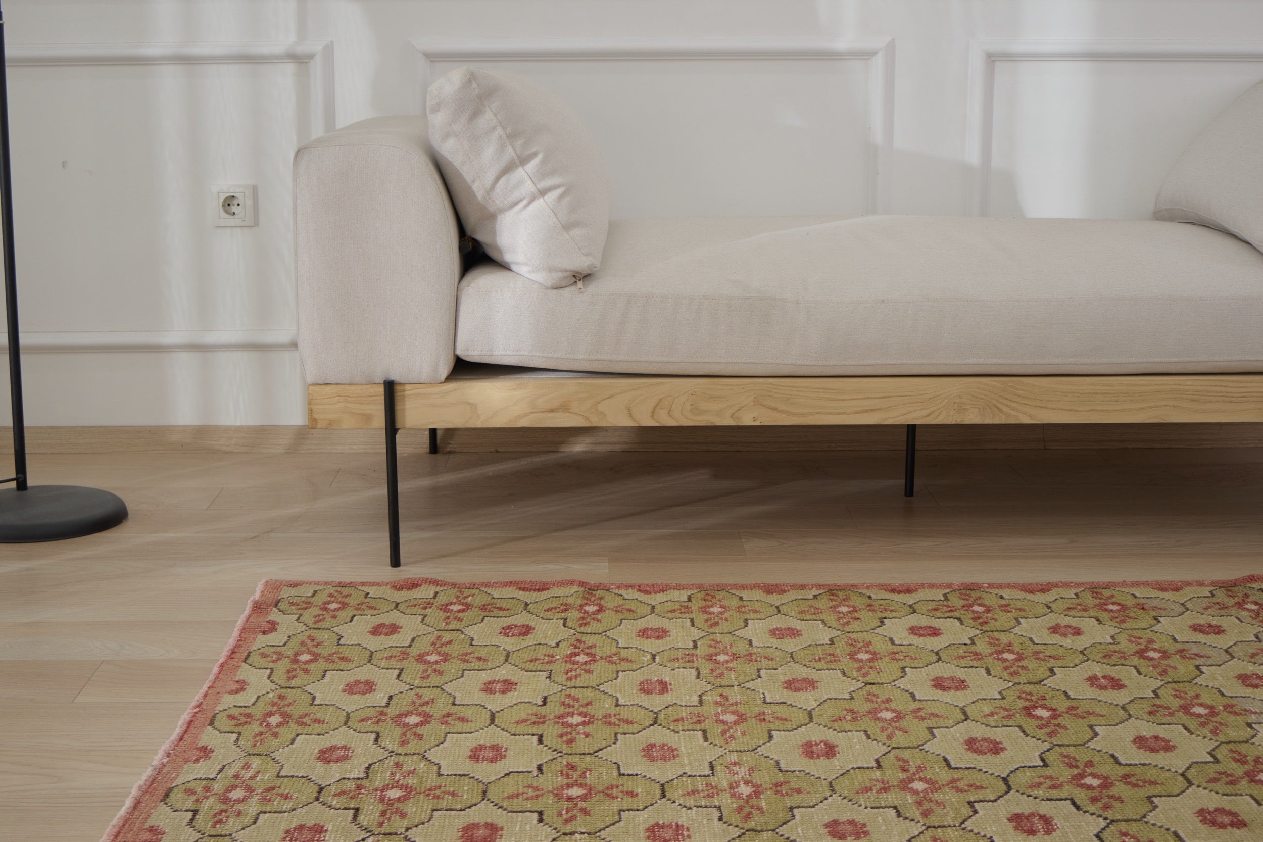 Vivia - Vintage Rug | Kuden Rugs