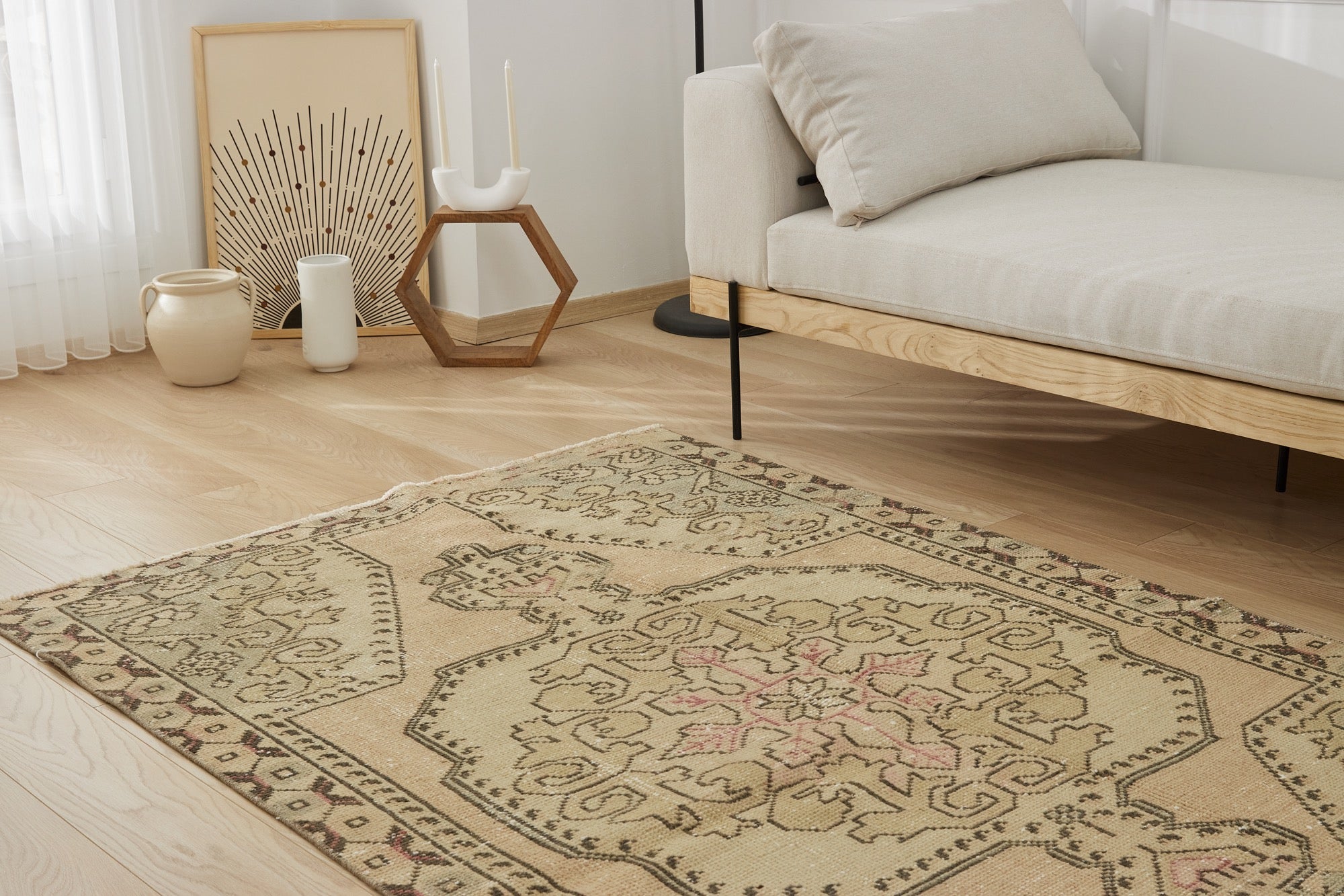 Unveiling Viviana | Turkish Rug Heritage | Vintage Carpet Grace | Kuden Rugs