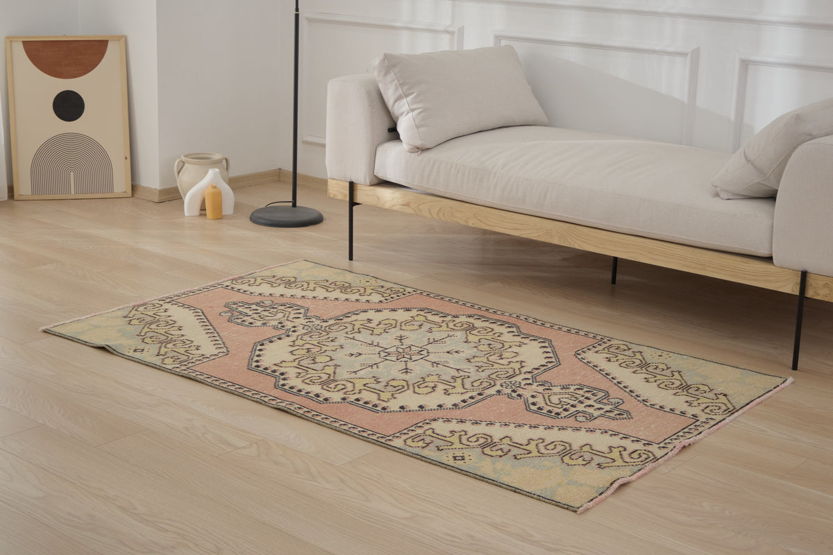 Vonda - Vintage Rug | Kuden Rugs