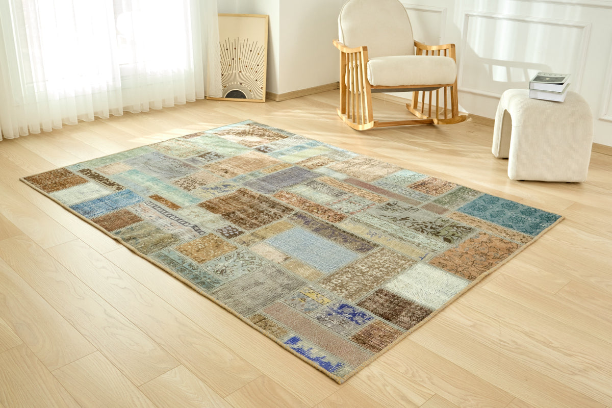 Handwoven tradition meets modern style. The Zair Rug. | Kuden Rugs