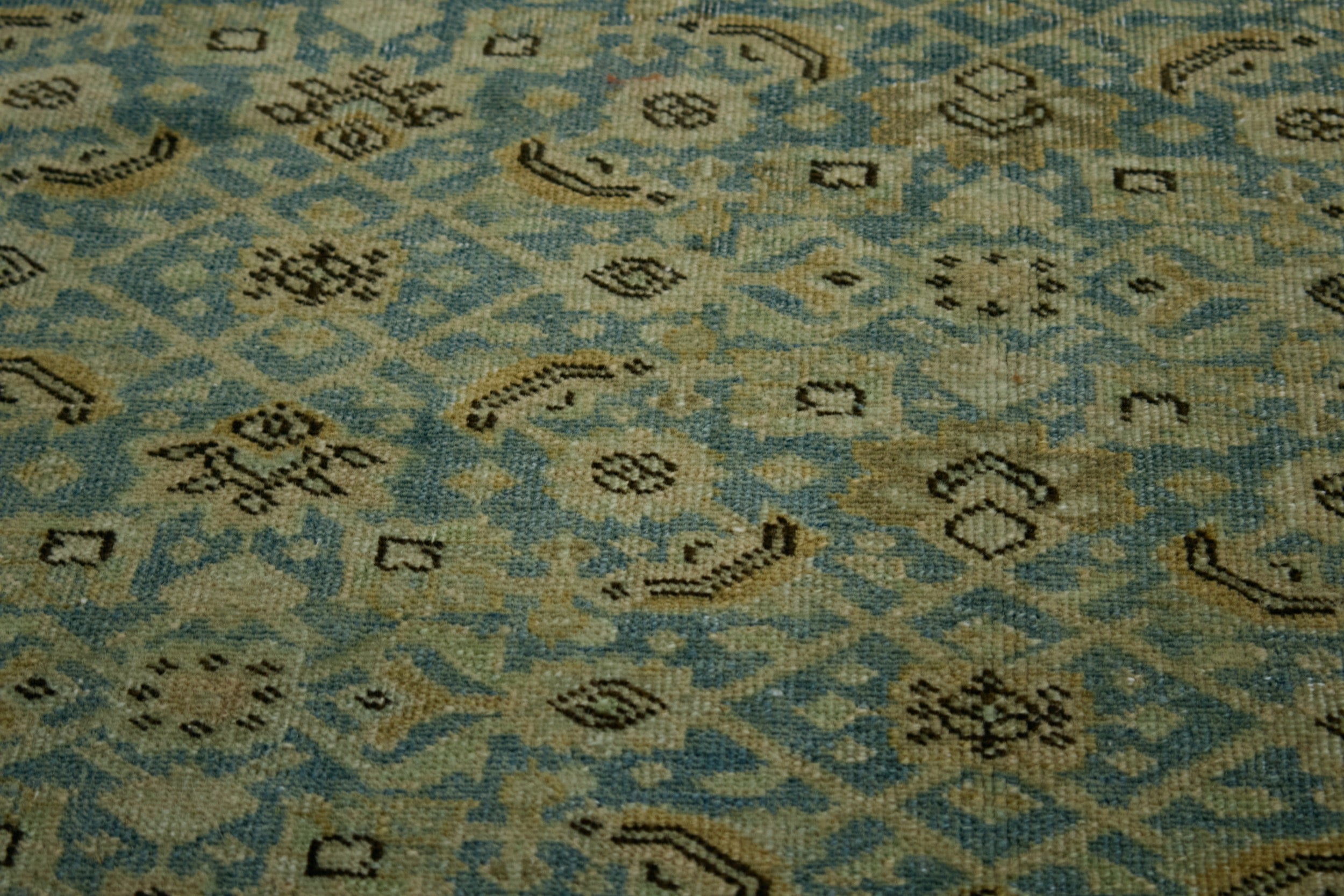 Zemarain - Vintage Rug Sophistication | Kuden Rugs