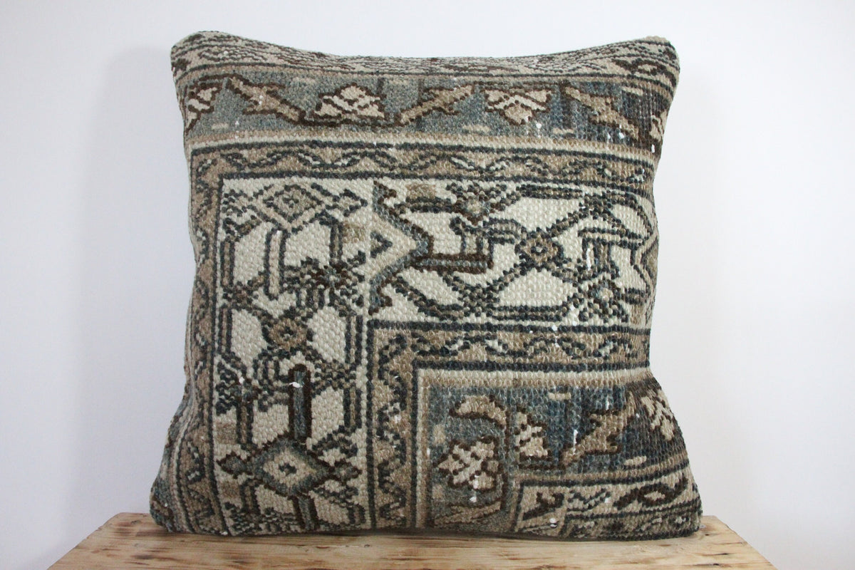 Uli - Persian Pillow Cover