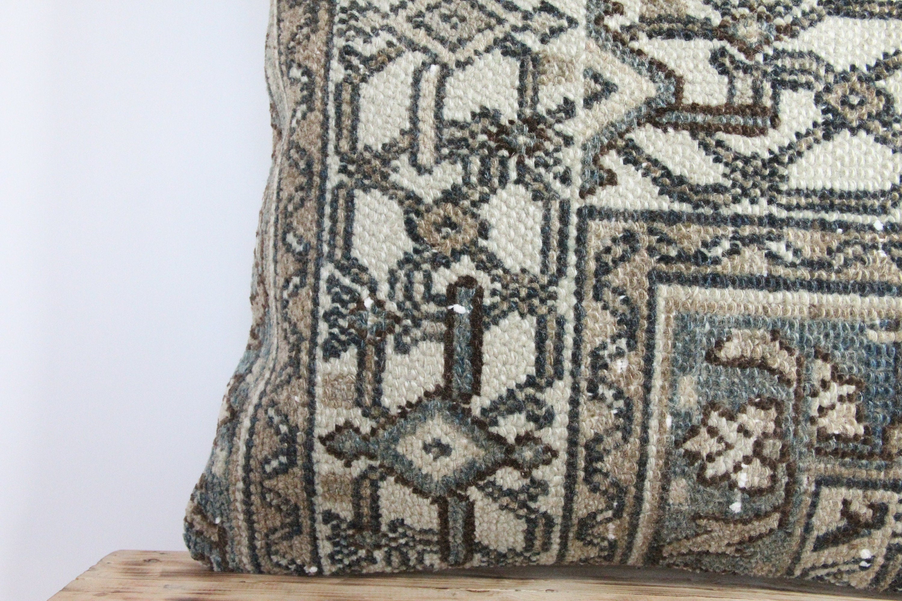 Uli - Persian Pillow Cover