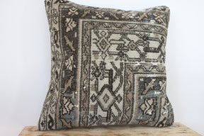 Umme - Persian Pillow Cover