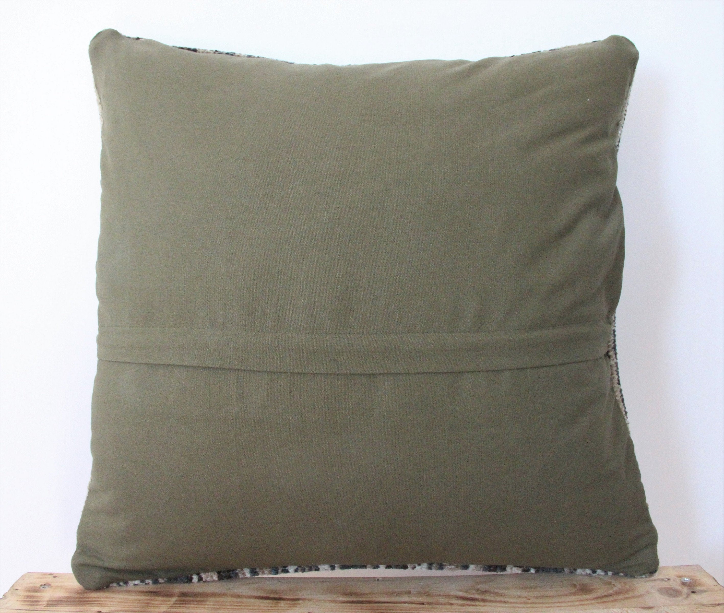 Ulea - Persian Pillow Cover