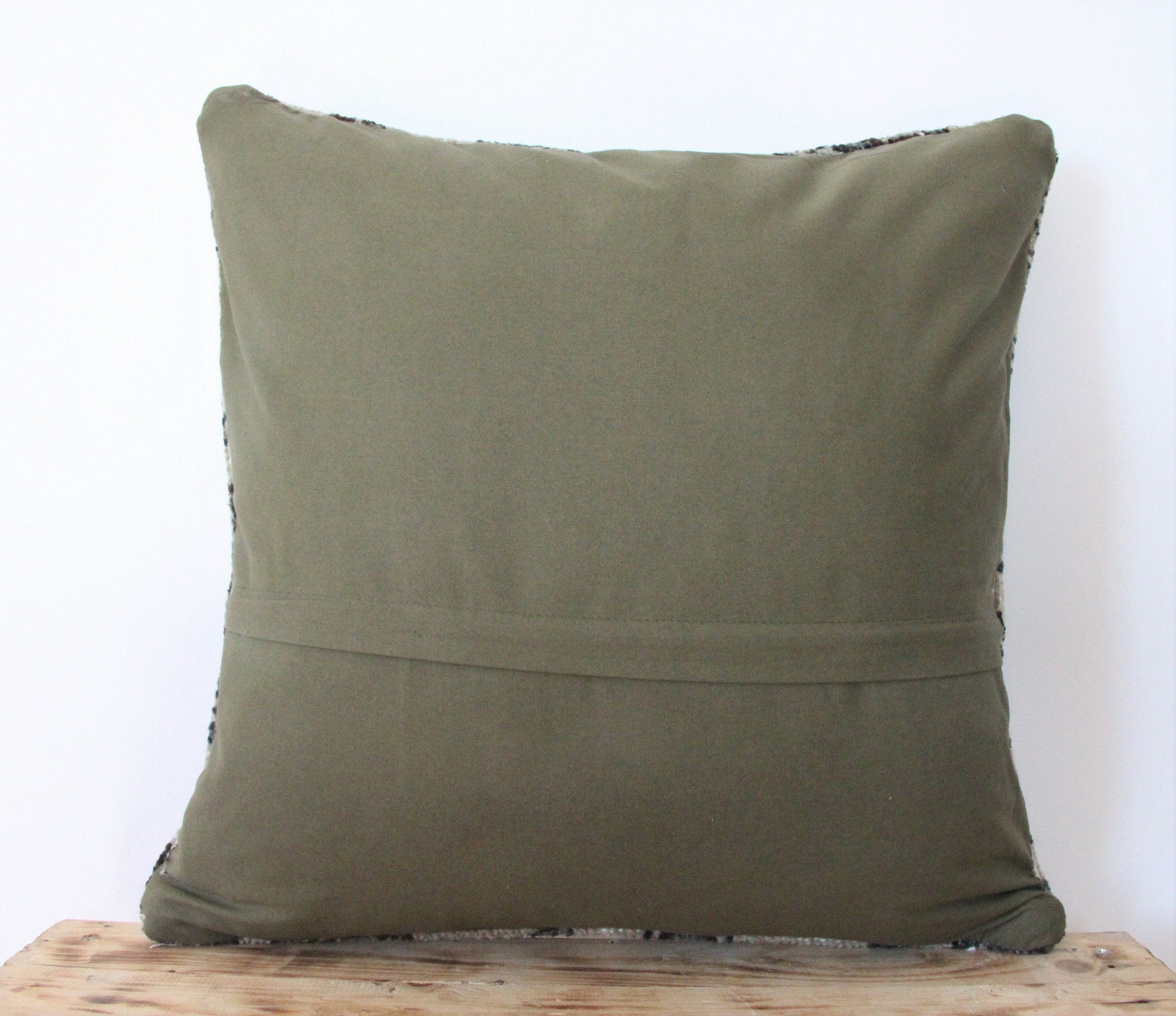 Tulia - Persian Pillow Cover