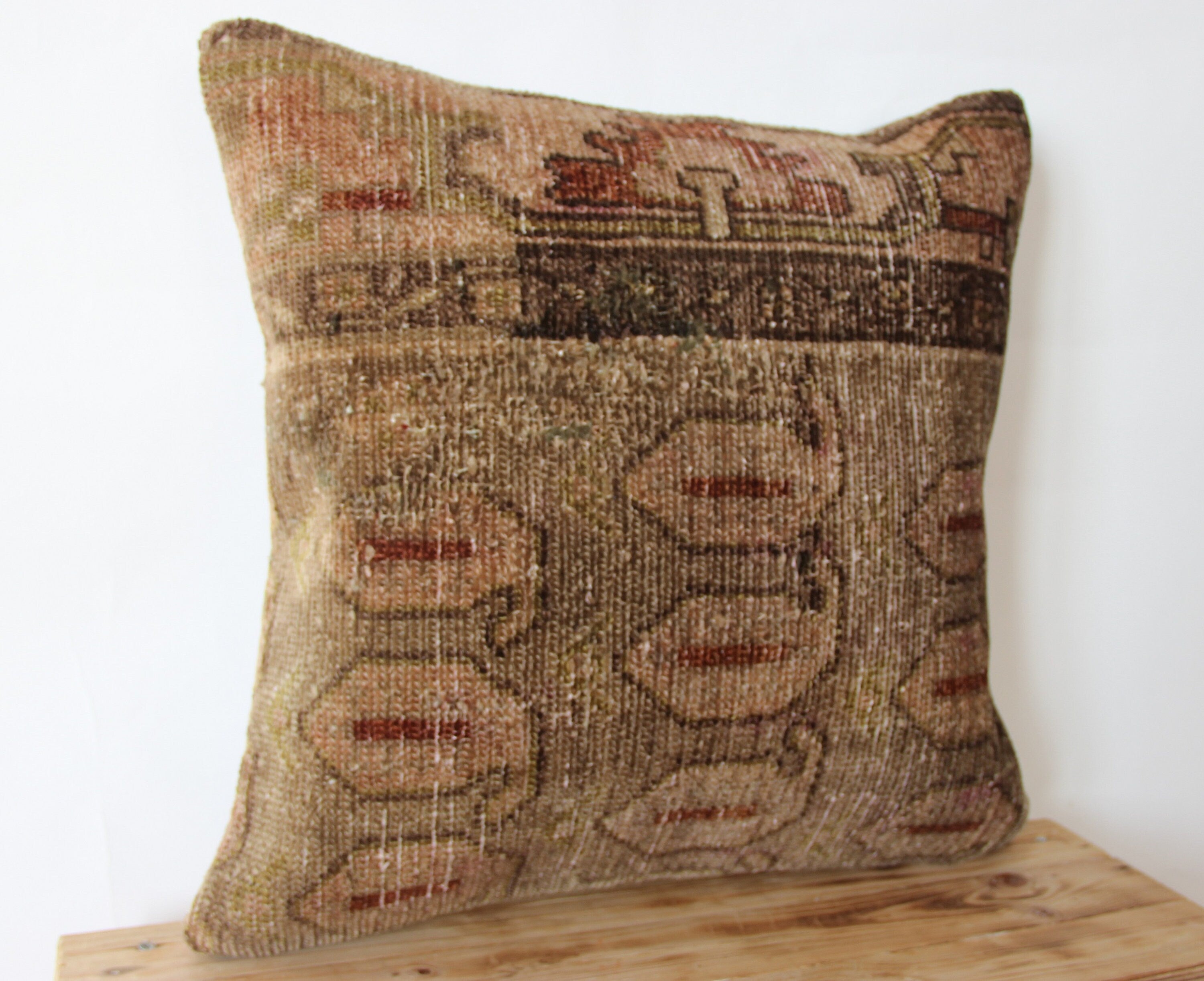 Unetta - Persian Pillow Cover