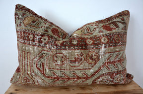 Ushauna - Persian Pillow Cover