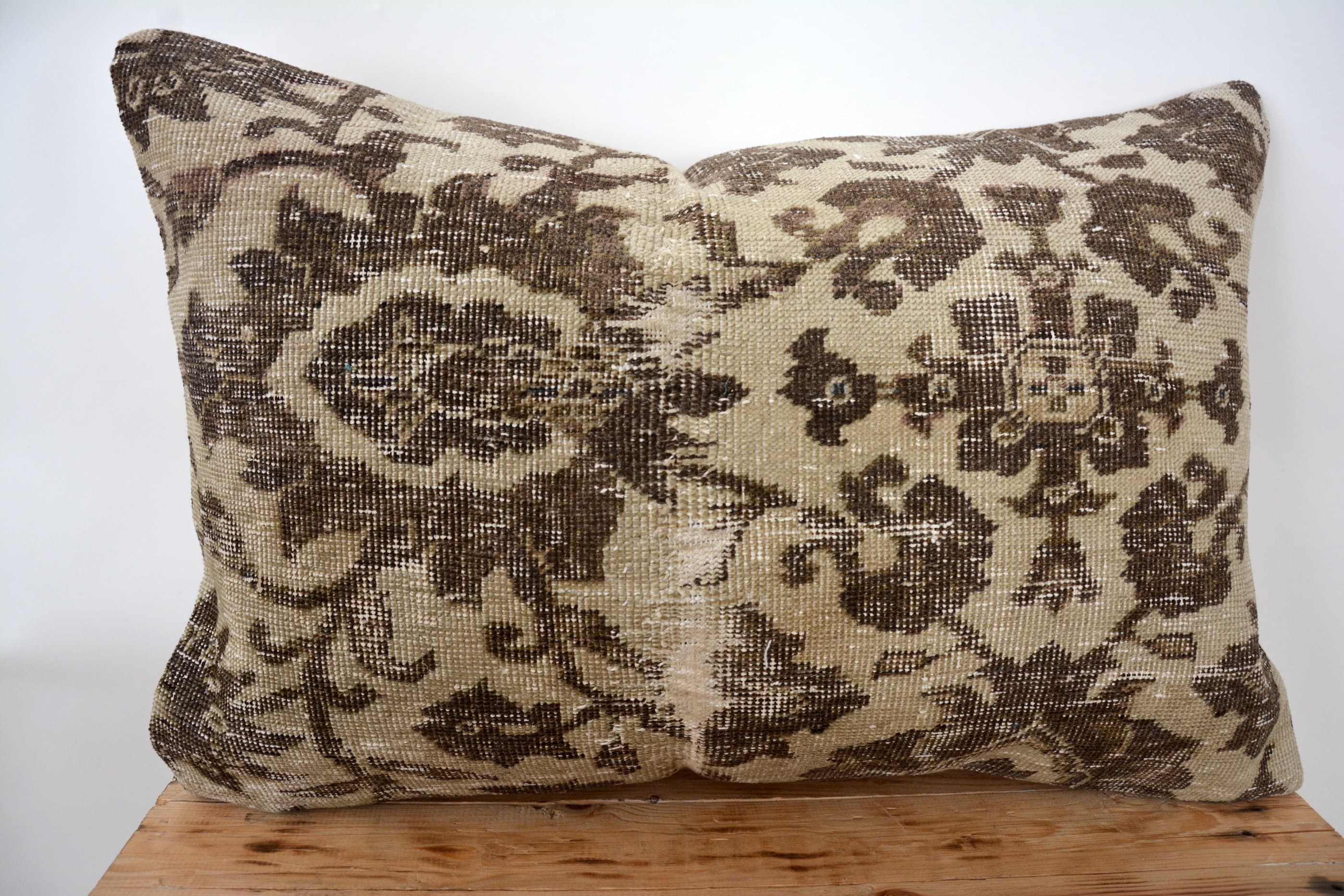 Vanita - Persian Pillow Cover