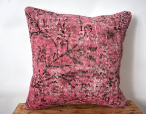 Unathi - Wool Pink Pillow Cover