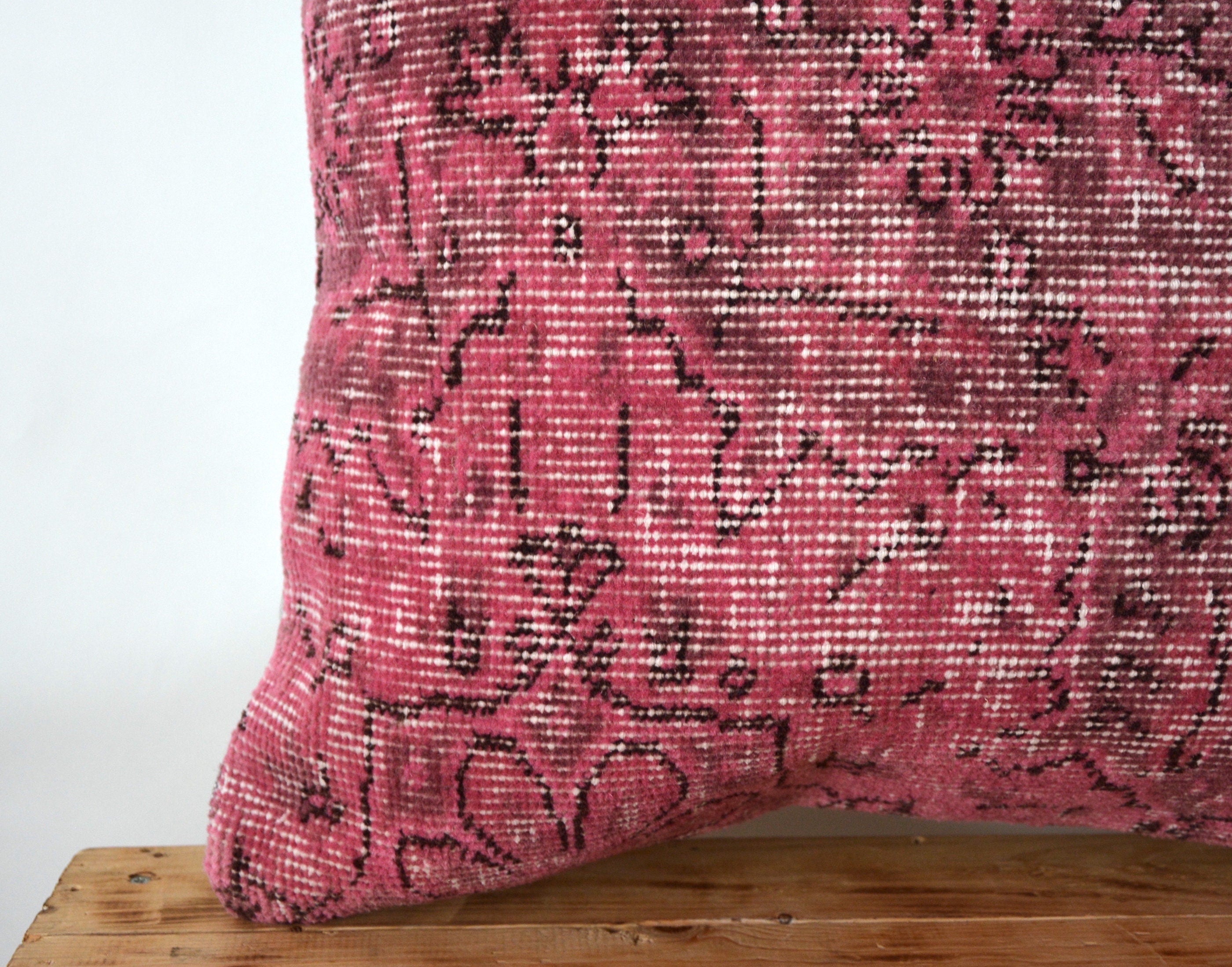 Ulina - Wool Pink Pillow Cover