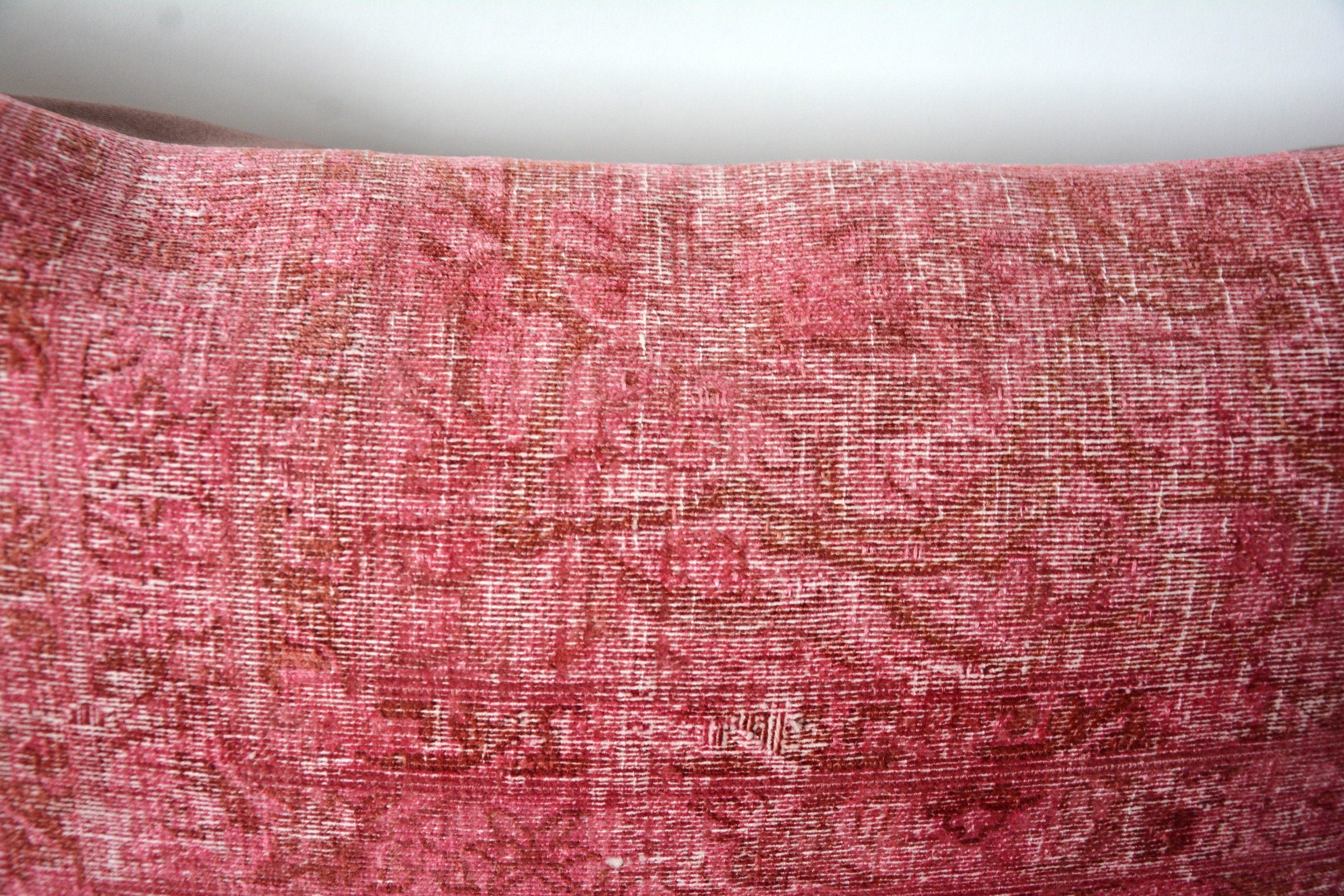 Suki - Pink Bamboo Silk Pillow Cover