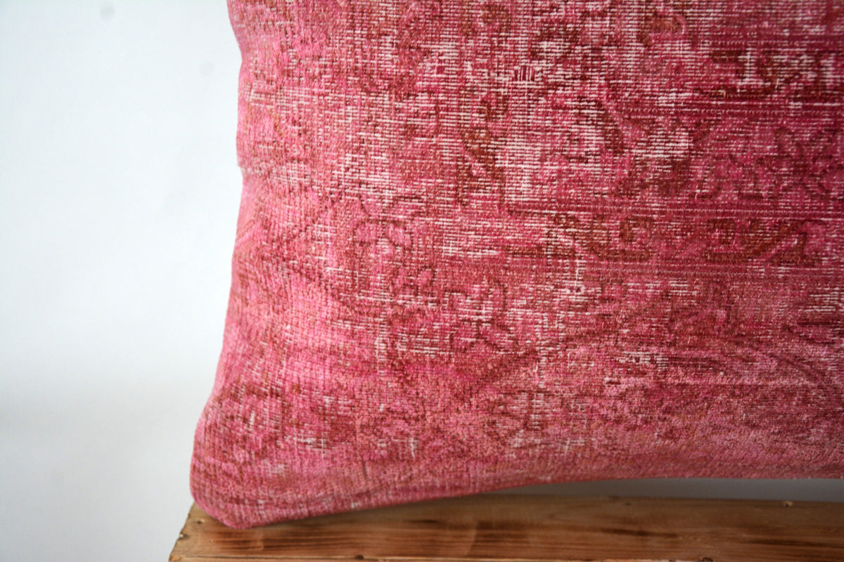 Suki - Pink Bamboo Silk Pillow Cover