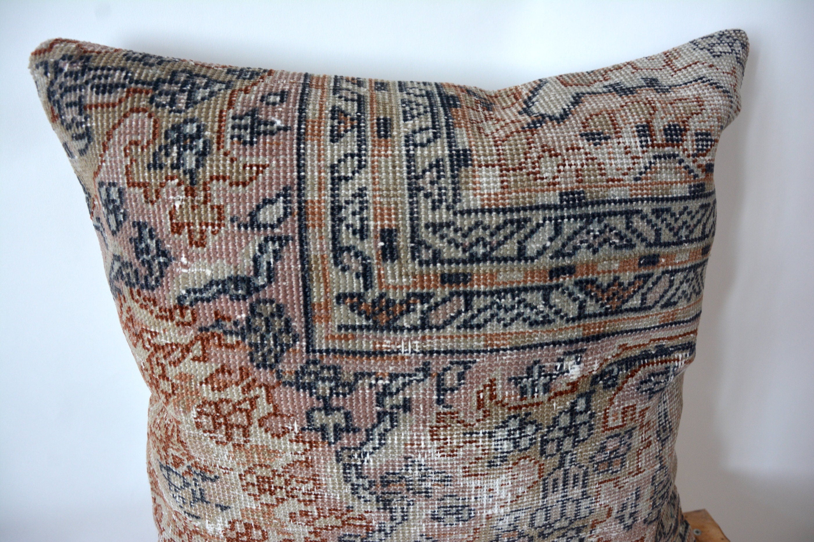 Vienne - Persian Pillow Cover