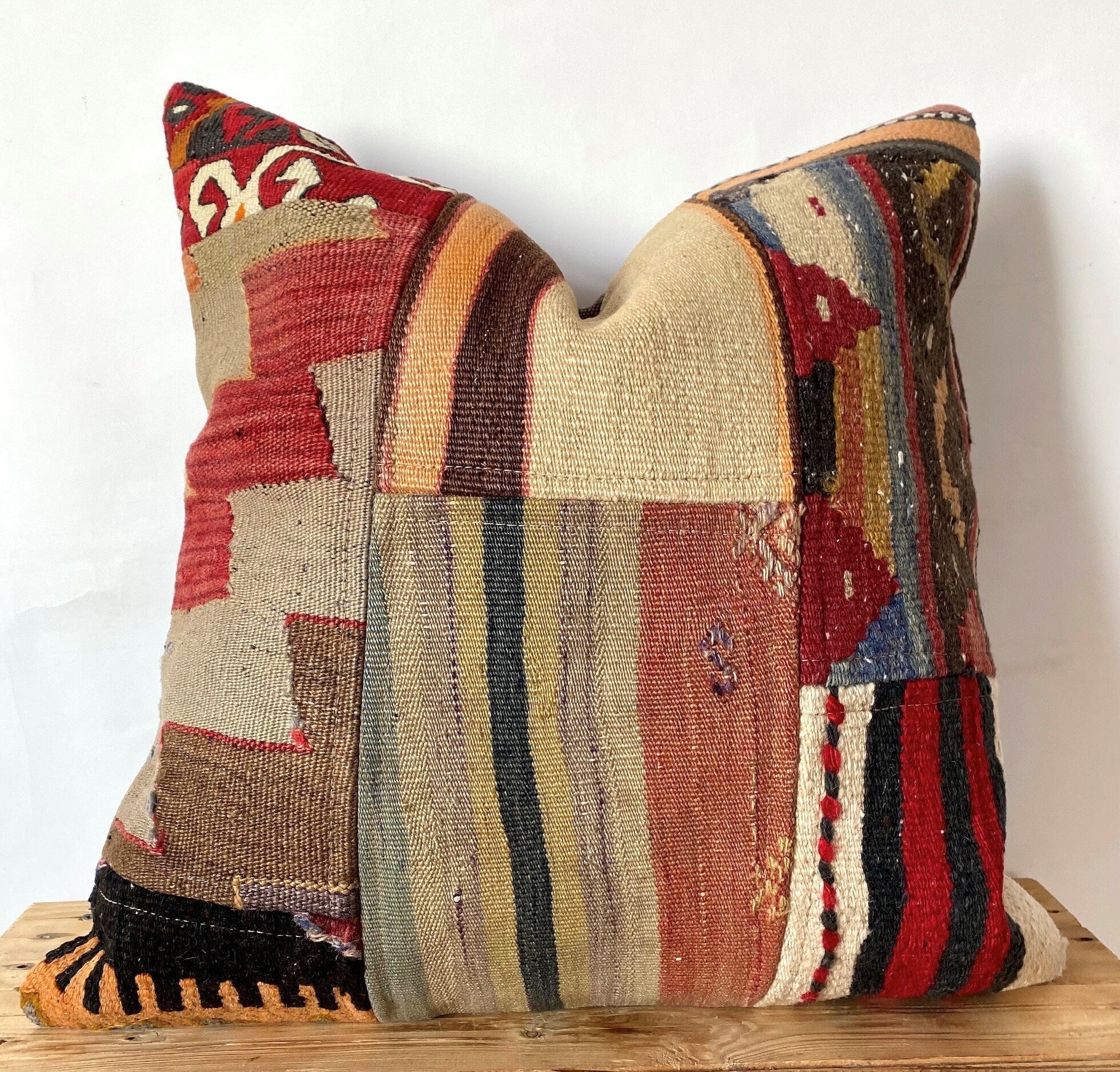 Lyris - Multi Color Kilim Pillow Cover