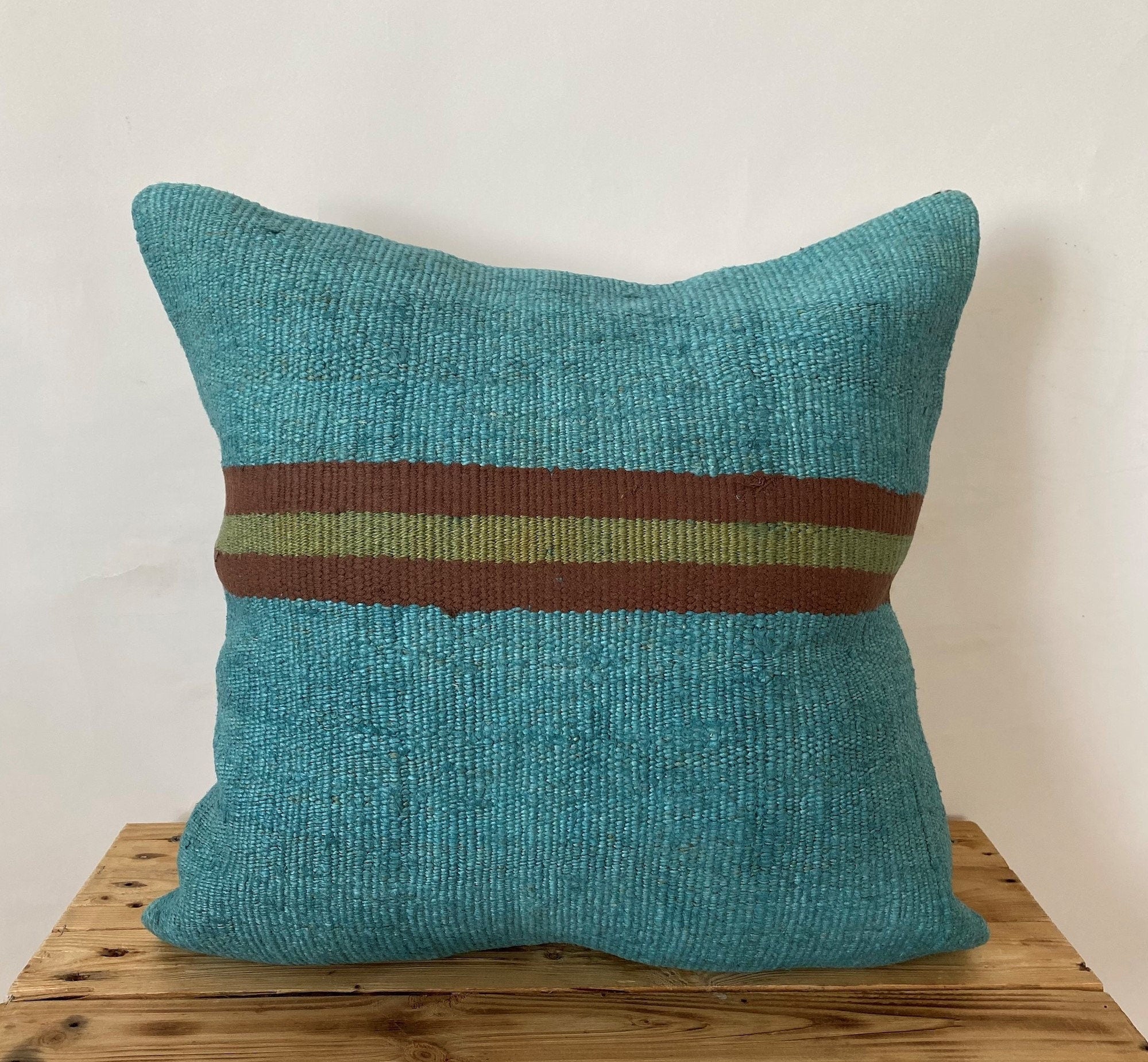 Cassiane - Turquoise Hemp Pillow Cover