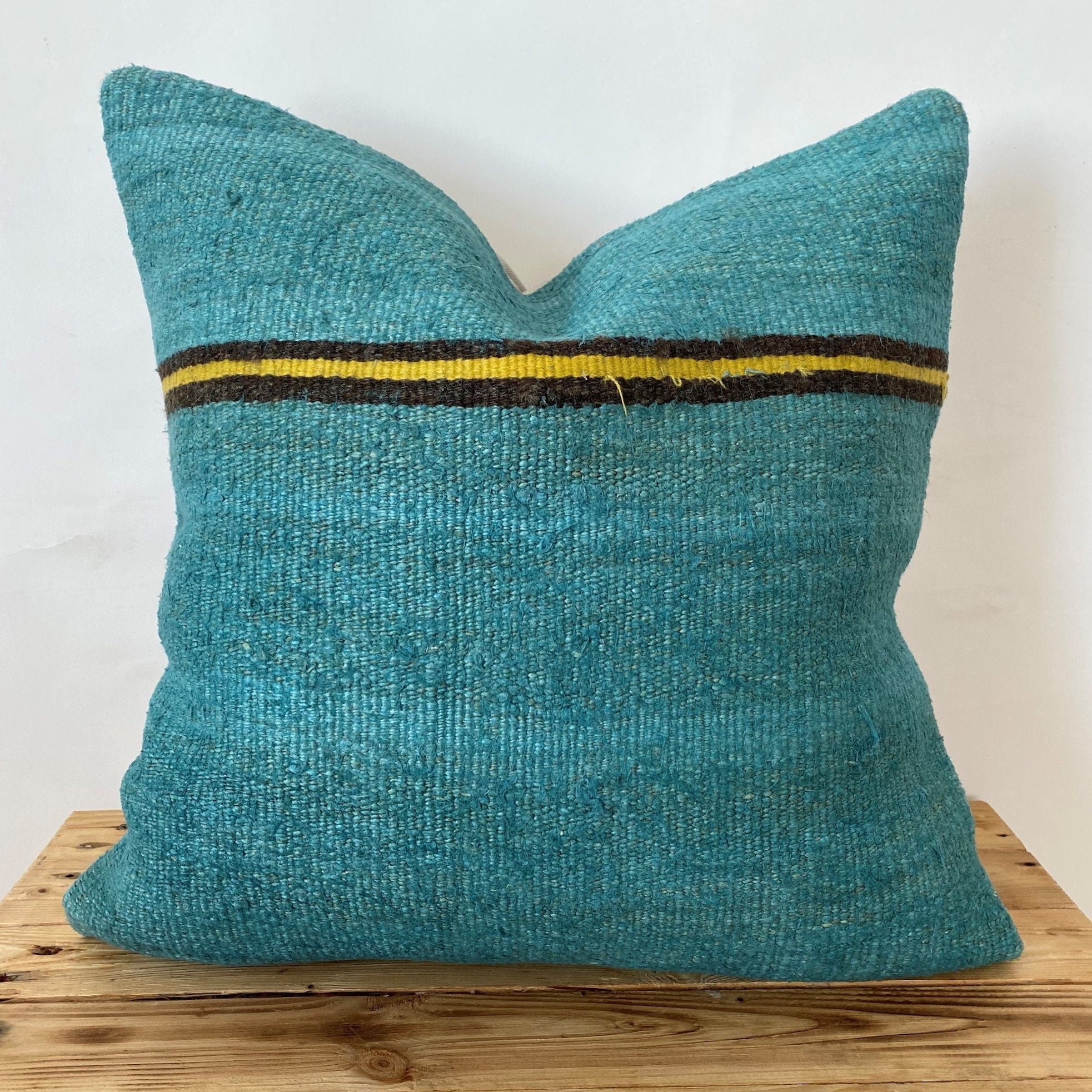 Clarimond - Turquoise Hemp Pillow Cover