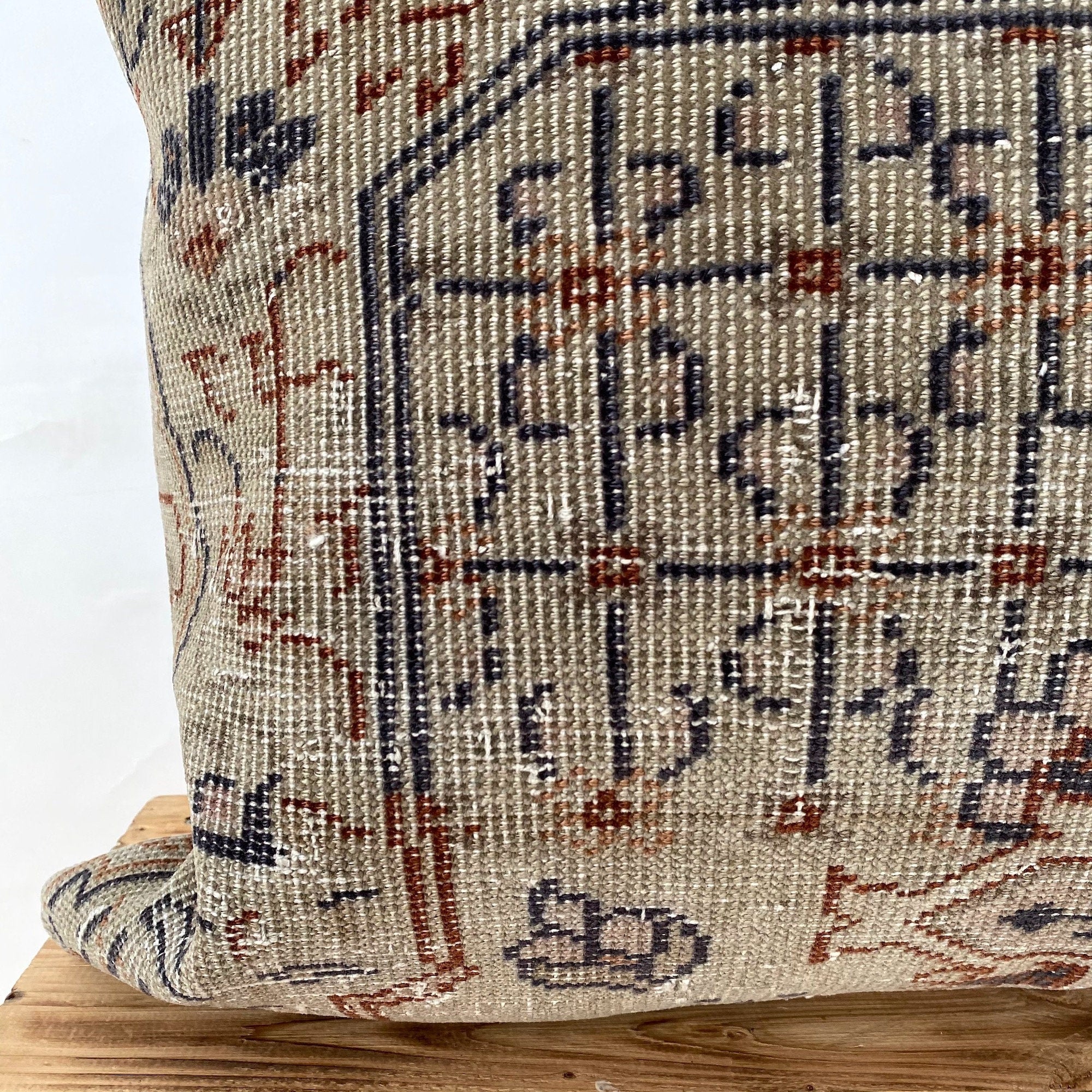 Valona - Persian Pillow Cover