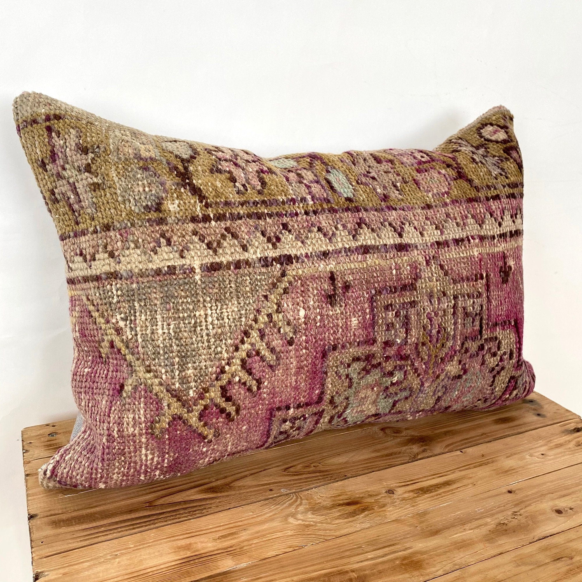 Valdis - Persian Pillow Cover