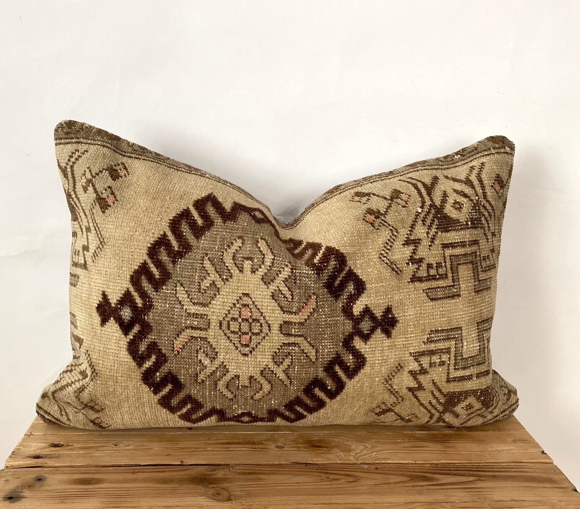 Ulrika - Persian Pillow Cover