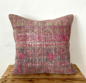 Ula - Persian Pillow Cover