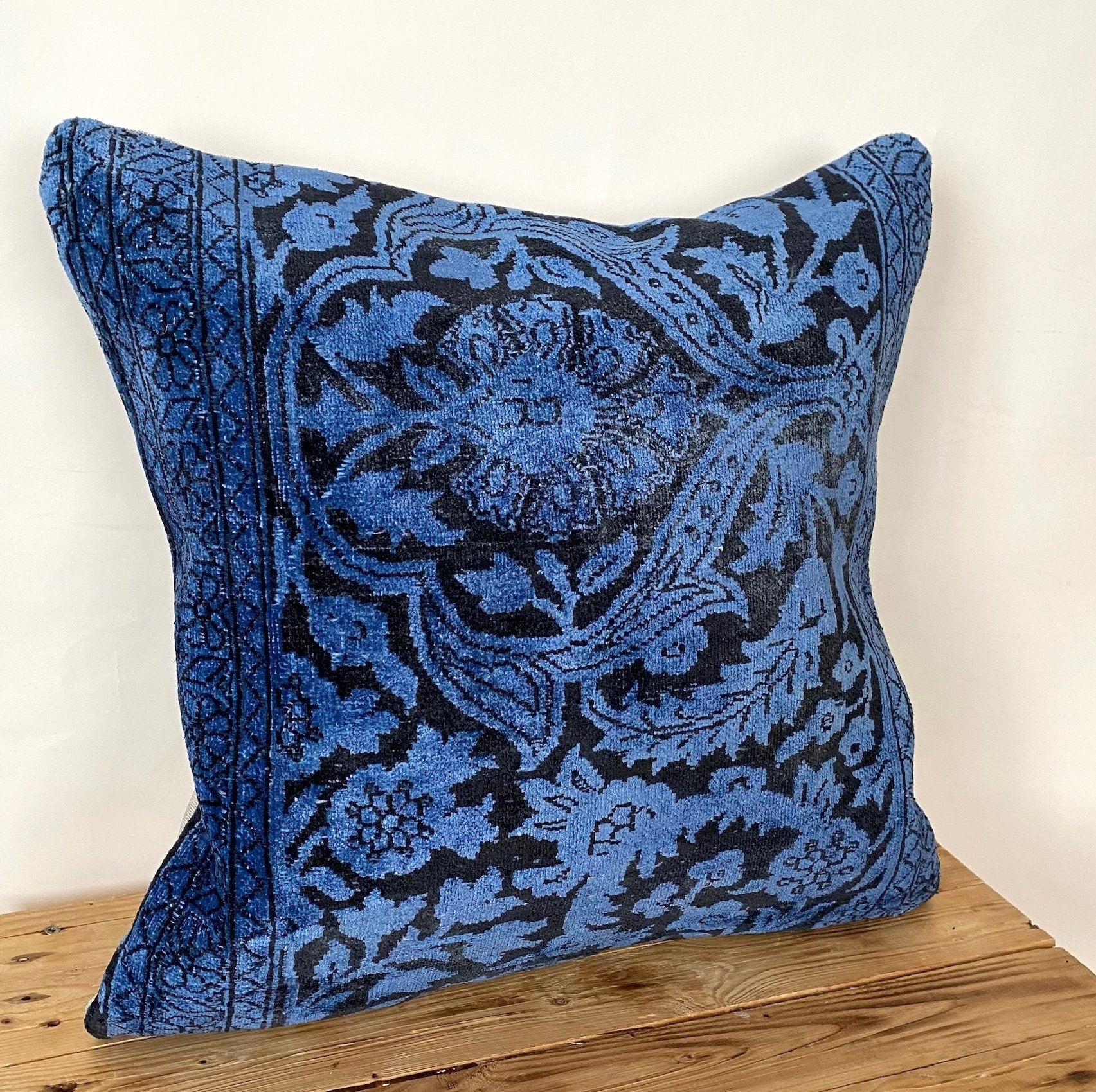 Sarina - Navy Blue Bamboo Silk Pillow Cover