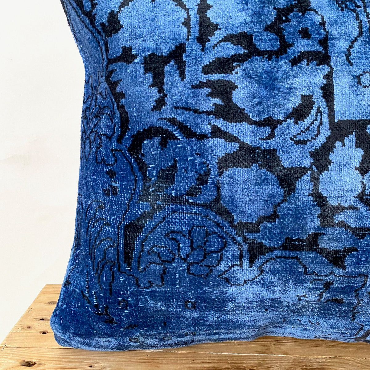 Shay - Navy Blue Bamboo Silk Pillow Cover